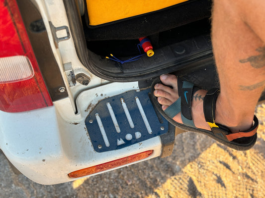 Tread Plates in Blue mounted on a Jimny 3 rear bumper for protection